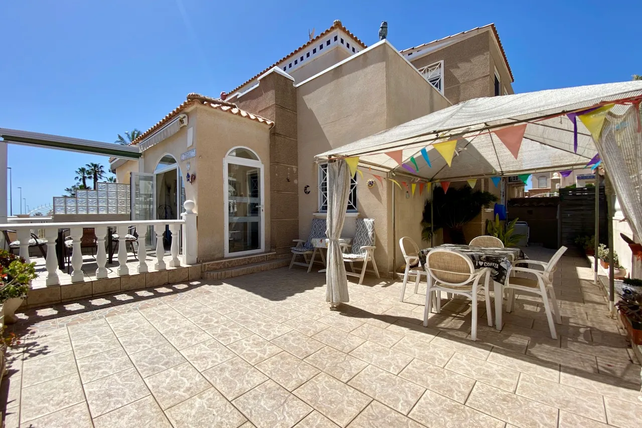 Kotedžas / dupleksas — Torrevieja – Aguas Nuevas, nuotrauka 1 iš 15