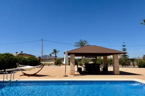 Villa Catral, sīktēls 4