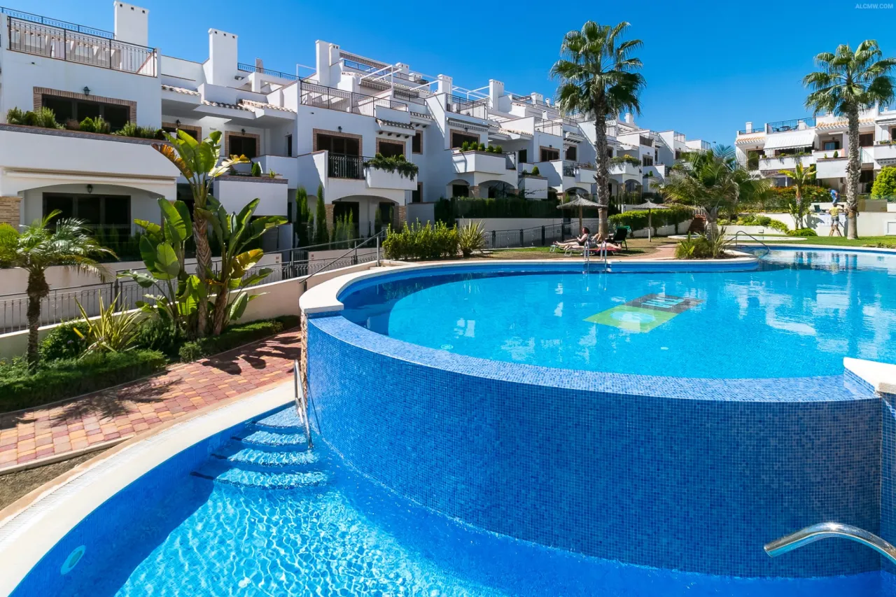 Dzīvoklis / bungalo — Torrevieja – Azul Beach, foto 1 no 15