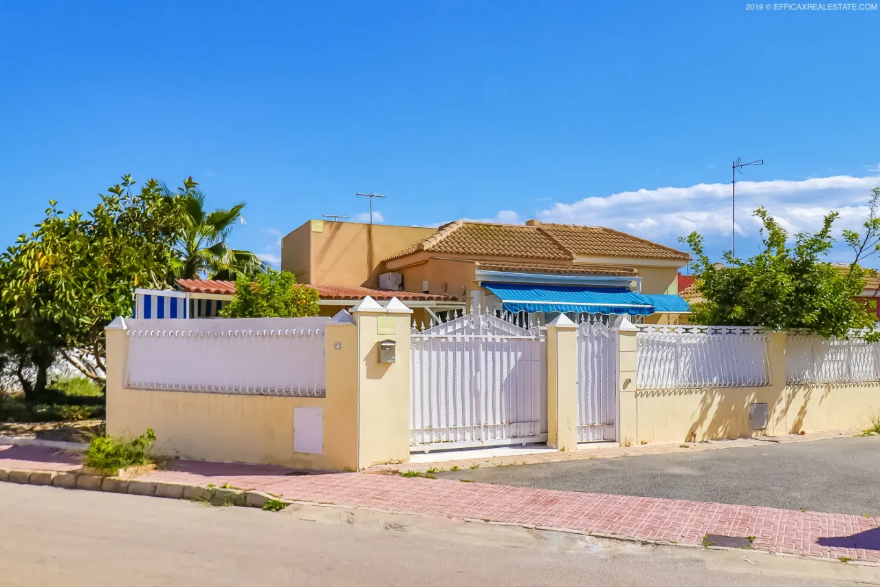 Вилла / дом — Торревьеха – Aguas Nuevas, фото 1 из 15