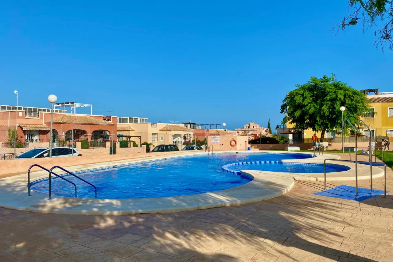 Butas / bungalas — Los Montesinos – La Herrada, nuotrauka 1 iš 15