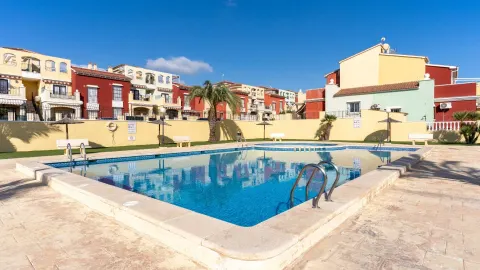 Korter / bangalo — Torrevieja – Aguas Nuevas, Hispaania