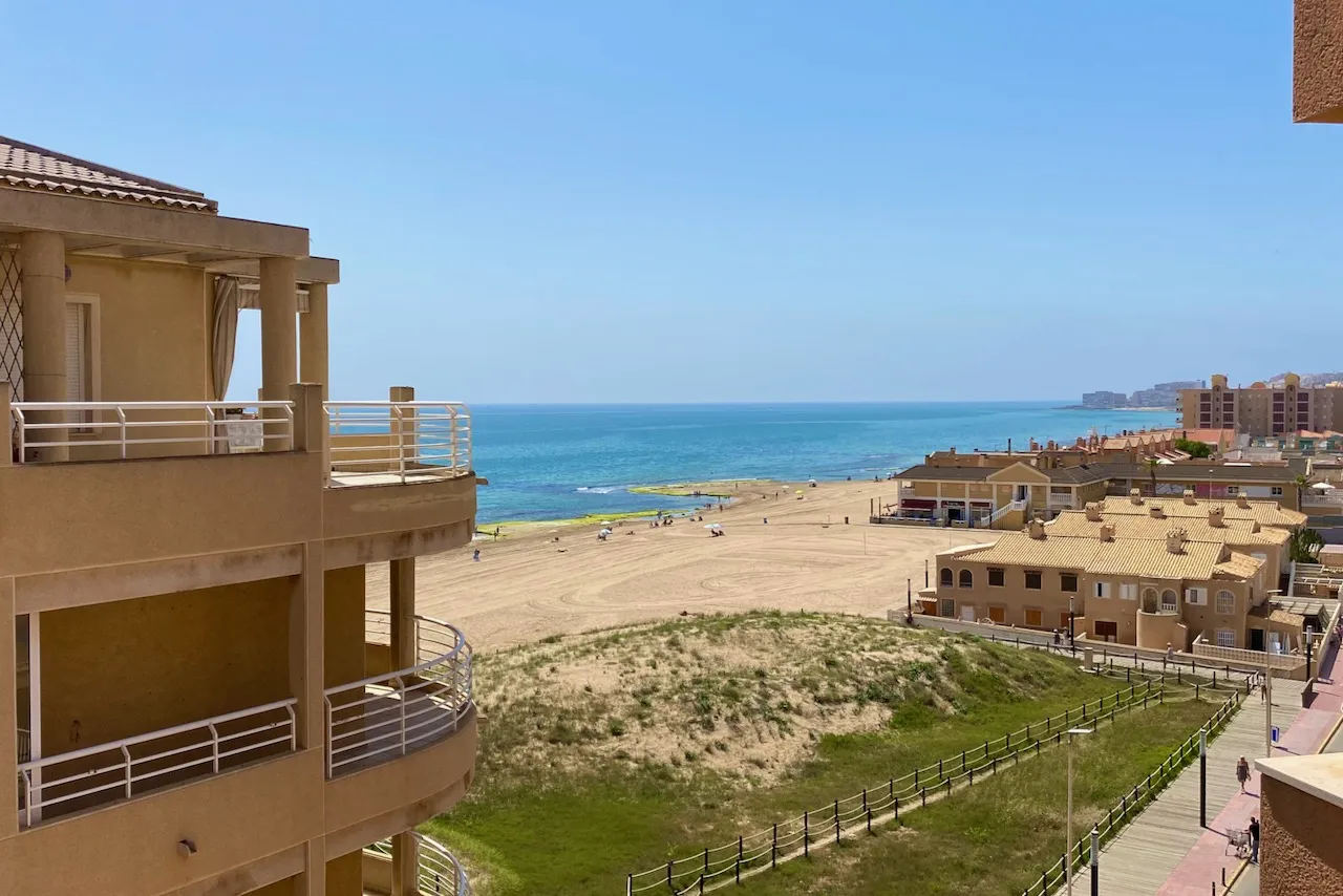 Dzīvoklis / bungalo — Torrevieja – La Mata, foto 1 no 15