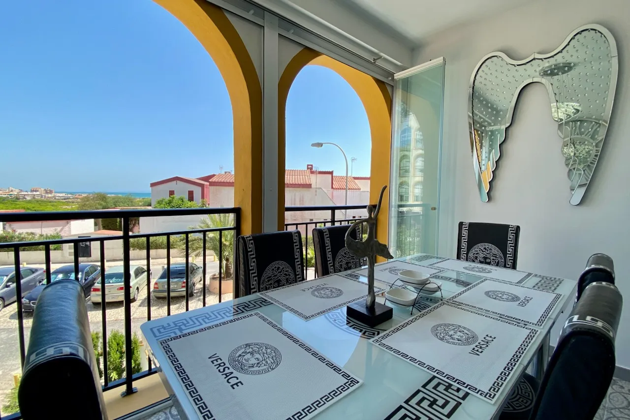 Dzīvoklis / bungalo — Torrevieja – La Mata, foto 1 no 15