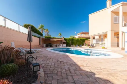 Villa Torrevieja, sīktēls 8