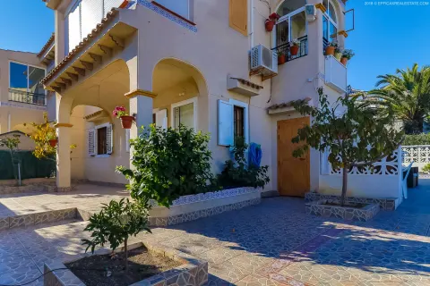 Korter / bangalo — Torrevieja – Torreblanca, Hispaania