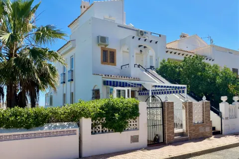 Ridaelamu / dupleks — Torrevieja – La Mata, Hispaania