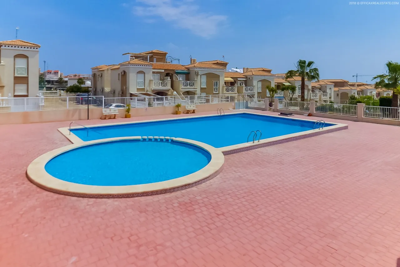 Butas / bungalas — Torrevieja – Aguas Nuevas, nuotrauka 1 iš 15