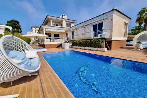 Villa / paarismaja — Torrevieja – Molino Blanco, Hispaania