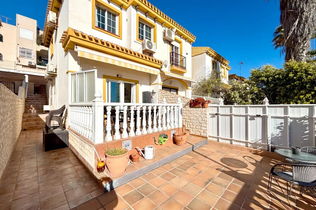 Kotedžas / dupleksas — Torrevieja – Cabo Cervera, nuotrauka 1 iš 15