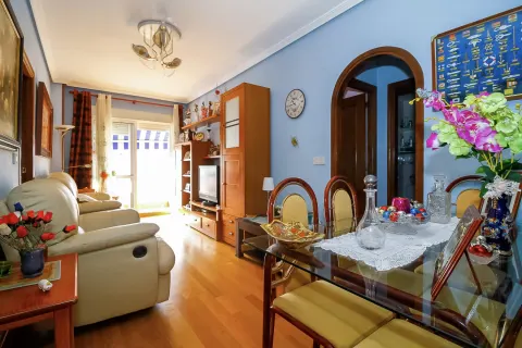 Korter / bangalo — Torrevieja – Center, Hispaania