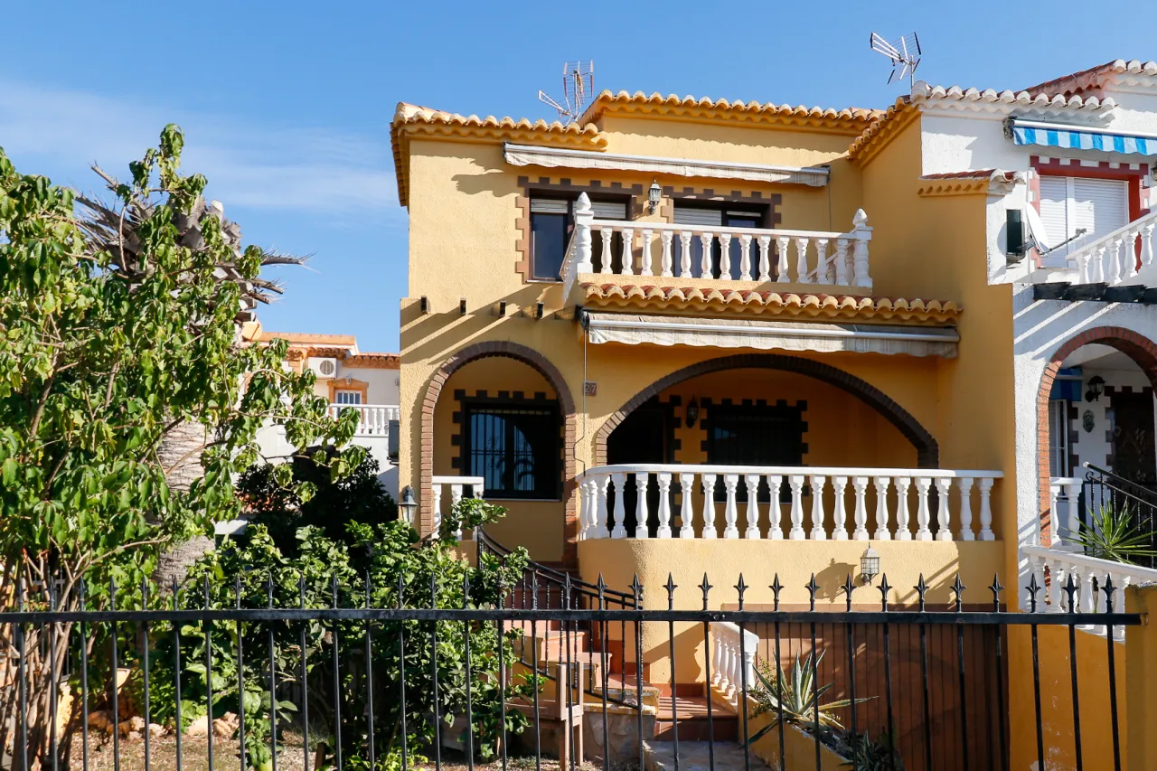 Kotedžas / dupleksas — Torrevieja – El Limonar, nuotrauka 1 iš 15