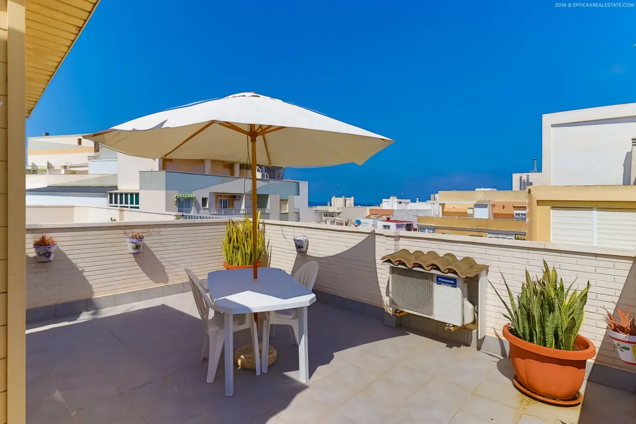 Korter / bangalo — Torrevieja – La Mata, foto 1 / 15