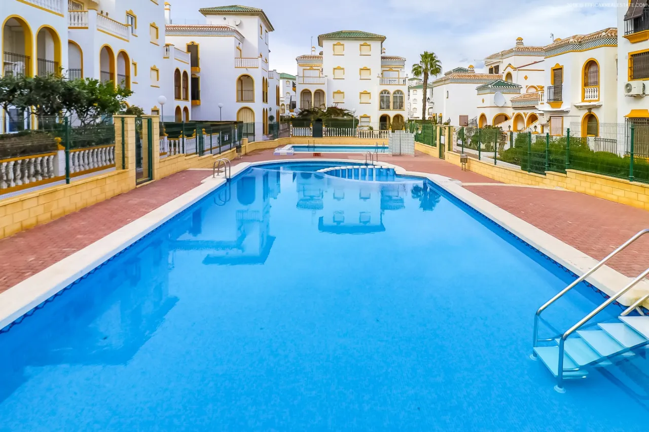 Butas / bungalas — Torrevieja – Molino Blanco, nuotrauka 1 iš 15