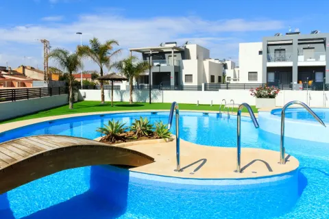 Ridaelamu / dupleks — Torrevieja – Aguas Nuevas, Hispaania
