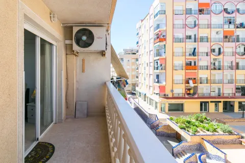Korter / bangalo — Torrevieja – Center, Hispaania