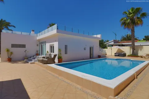 Villa / paarismaja — Torrevieja – Calas Blancas, Hispaania
