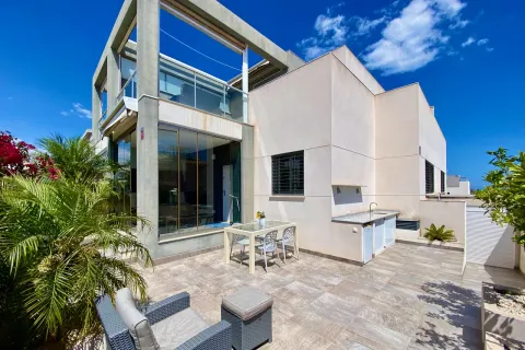 Ridaelamu / dupleks — Torrevieja – Aguas Nuevas, Hispaania