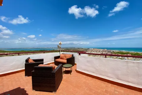Korter / bangalo — Torrevieja – Torreblanca, Hispaania