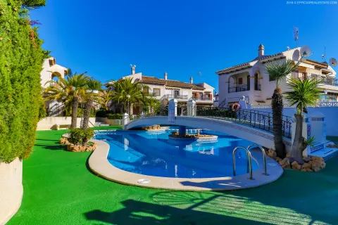 Korter / bangalo — Torrevieja – Aguas Nuevas, Hispaania