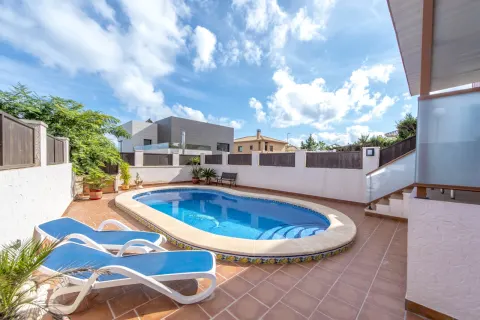 Villa / paarismaja — Torrevieja – La Mata, Hispaania
