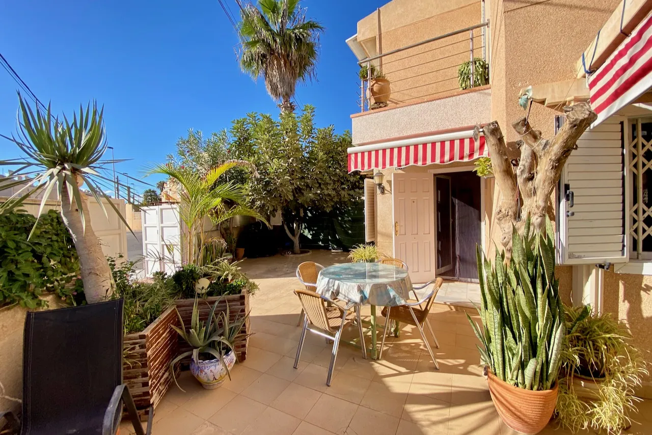Vila / sublokuotas namas — Torrevieja – La Rosaleda - Los Frutales, nuotrauka 1 iš 15