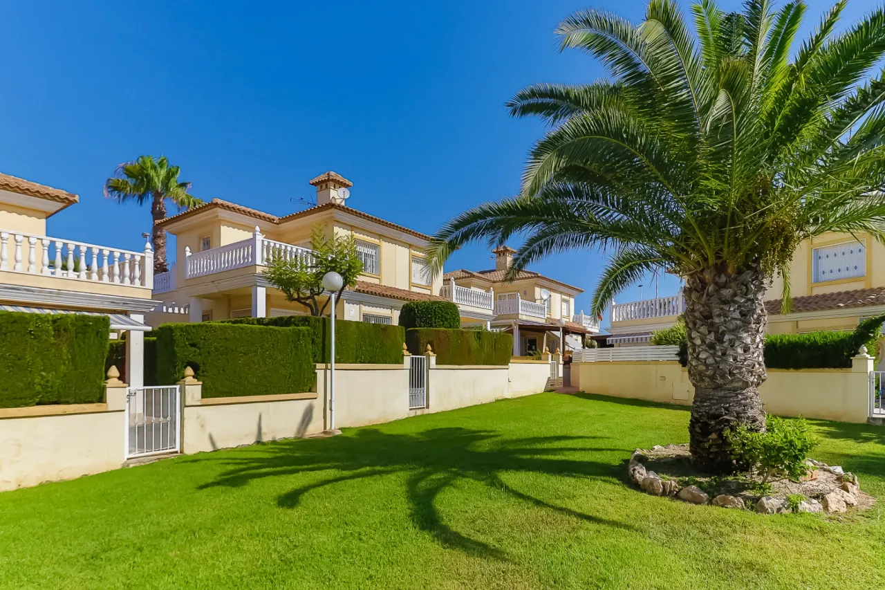 Kotedžas / dupleksas — Torrevieja – Torre del Moro, nuotrauka 1 iš 15